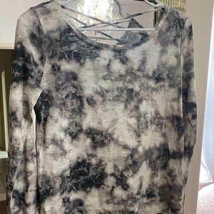 Black and gray tie-dye long sleeve shirt